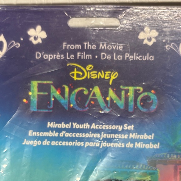 Disney Encanto Black Wig with Green Glasses - Picture 3 of 10